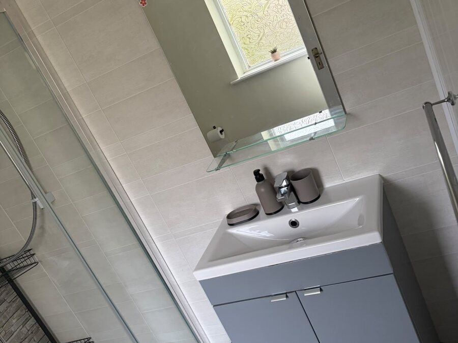 Bathroom finished by Sligo Cleaning